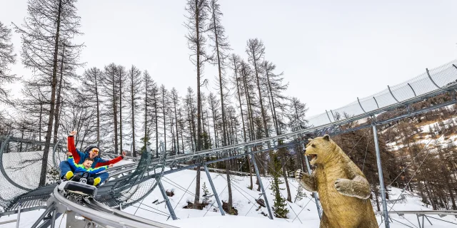 Luge Sur Rail En Famille