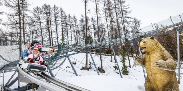 Luge Sur Rail En Famille
